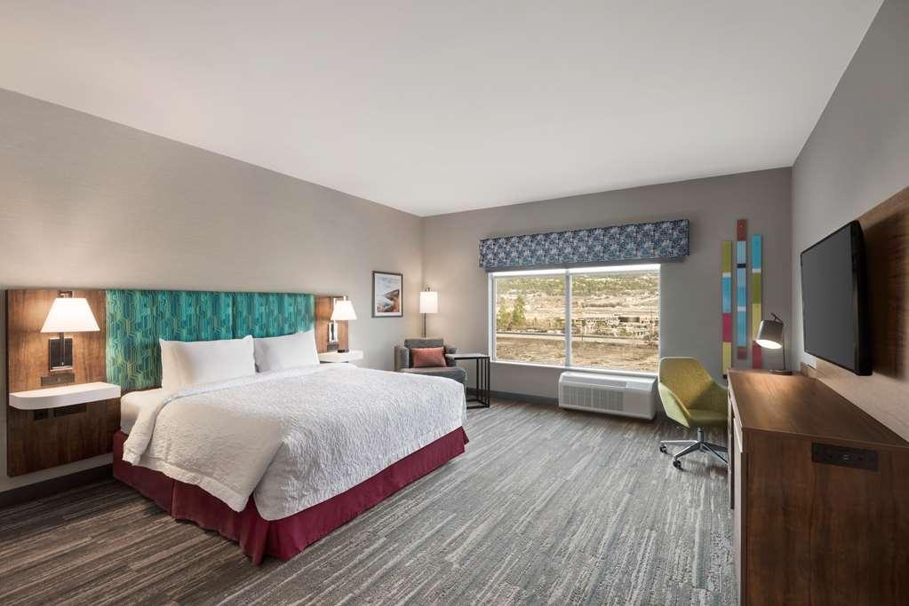 Hampton Inn & Suites Kelowna, British Columbia, Canada Kamer foto